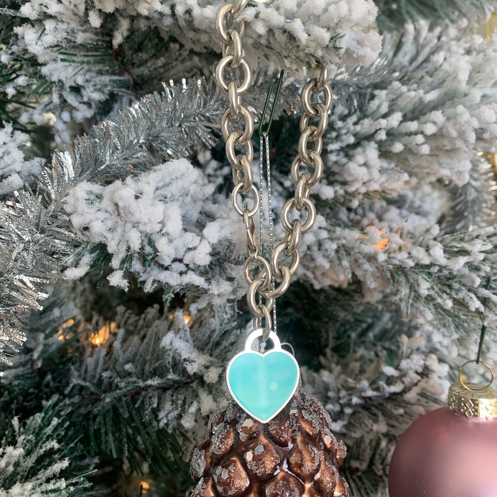 Beautiful return to Tiffany&co heart bracelet